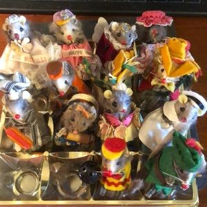 13 VTG Real Fur Mice